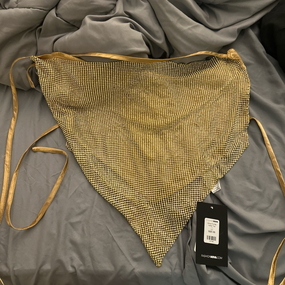 Halter top
